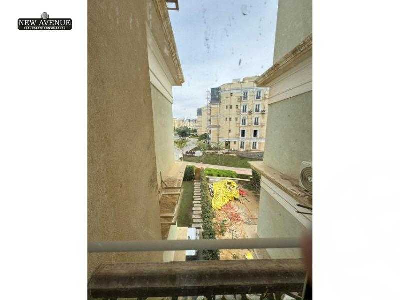 https://aqarmap.com.eg/en/listing/5998600-for-sale-cairo-new-cairo-compounds-mountain-view-hyde-park