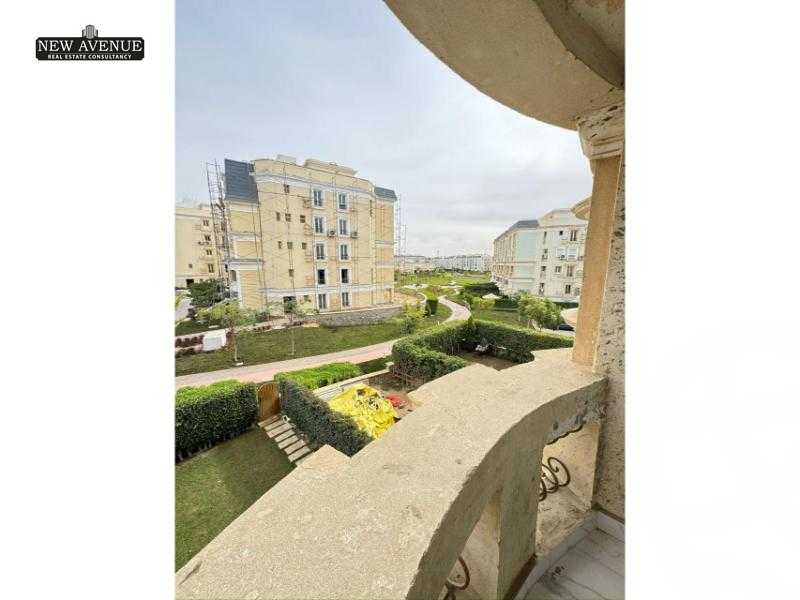 https://aqarmap.com.eg/en/listing/5998600-for-sale-cairo-new-cairo-compounds-mountain-view-hyde-park