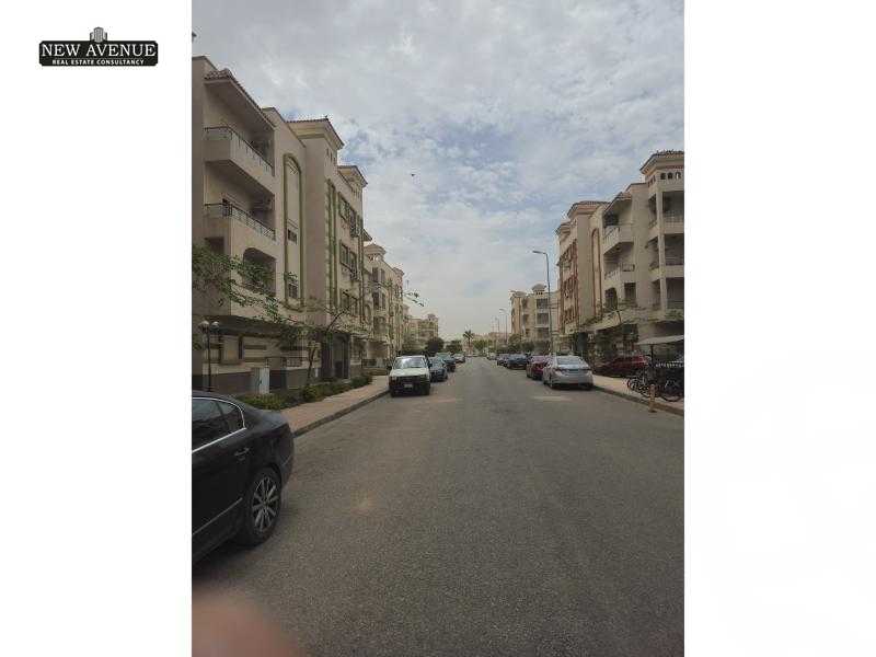 https://aqarmap.com.eg/en/listing/5999454-for-sale-cairo-el-shorouk-compounds-heliopolis-residence