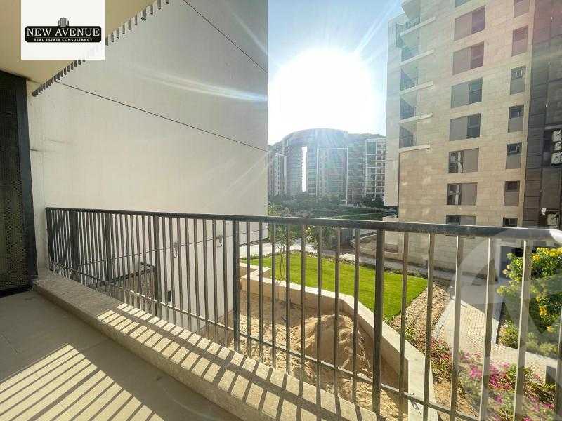 https://aqarmap.com.eg/en/listing/6000371-for-sale-cairo-new-cairo-compounds-zyd-yst