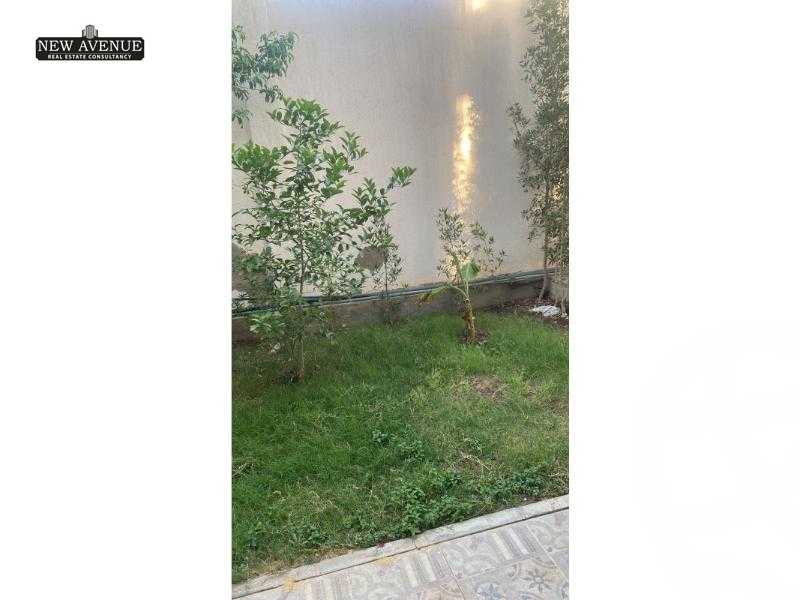 https://aqarmap.com.eg/en/listing/6003518-for-sale-cairo-el-shorouk-compounds-life-view