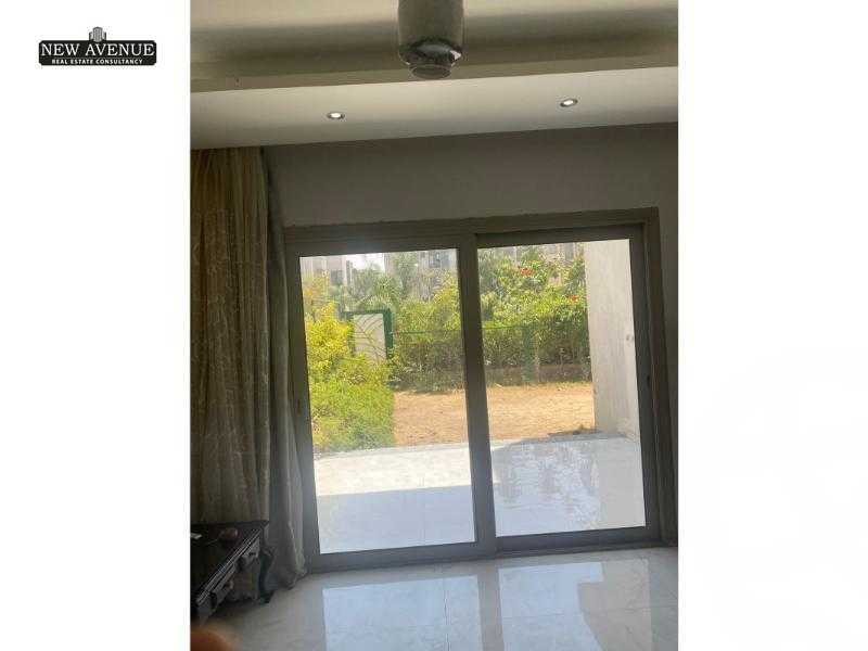 https://aqarmap.com.eg/en/listing/6003986-for-sale-cairo-new-cairo-compounds-moon-valley