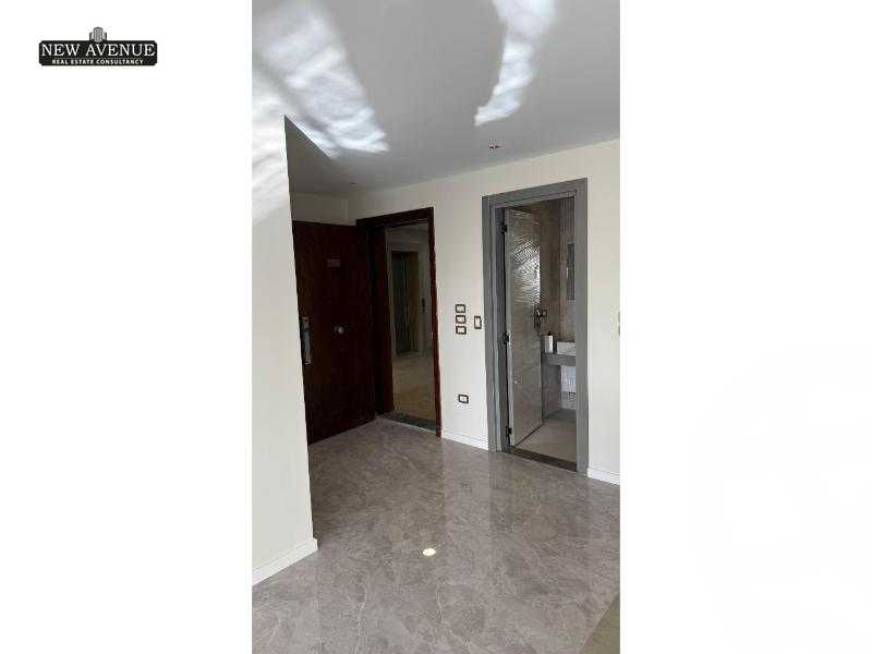 https://aqarmap.com.eg/en/listing/6012876-for-sale-cairo-new-cairo-compounds-villette-kmbwnd-sky-kwndwz-swdyk-villette