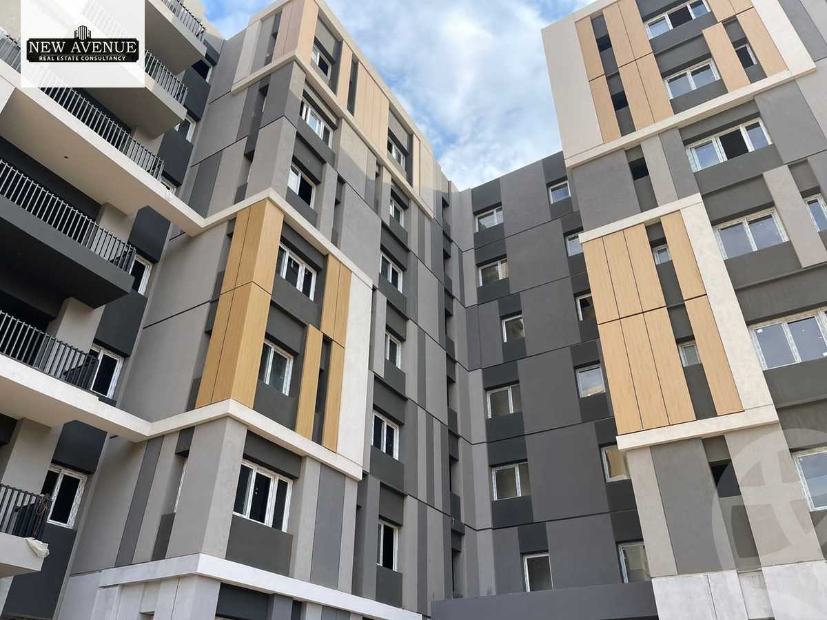 https://aqarmap.com.eg/en/listing/6015809-for-sale-cairo-new-cairo-lmstqbl-syty-compounds-park-226-haptown-hassan-allam