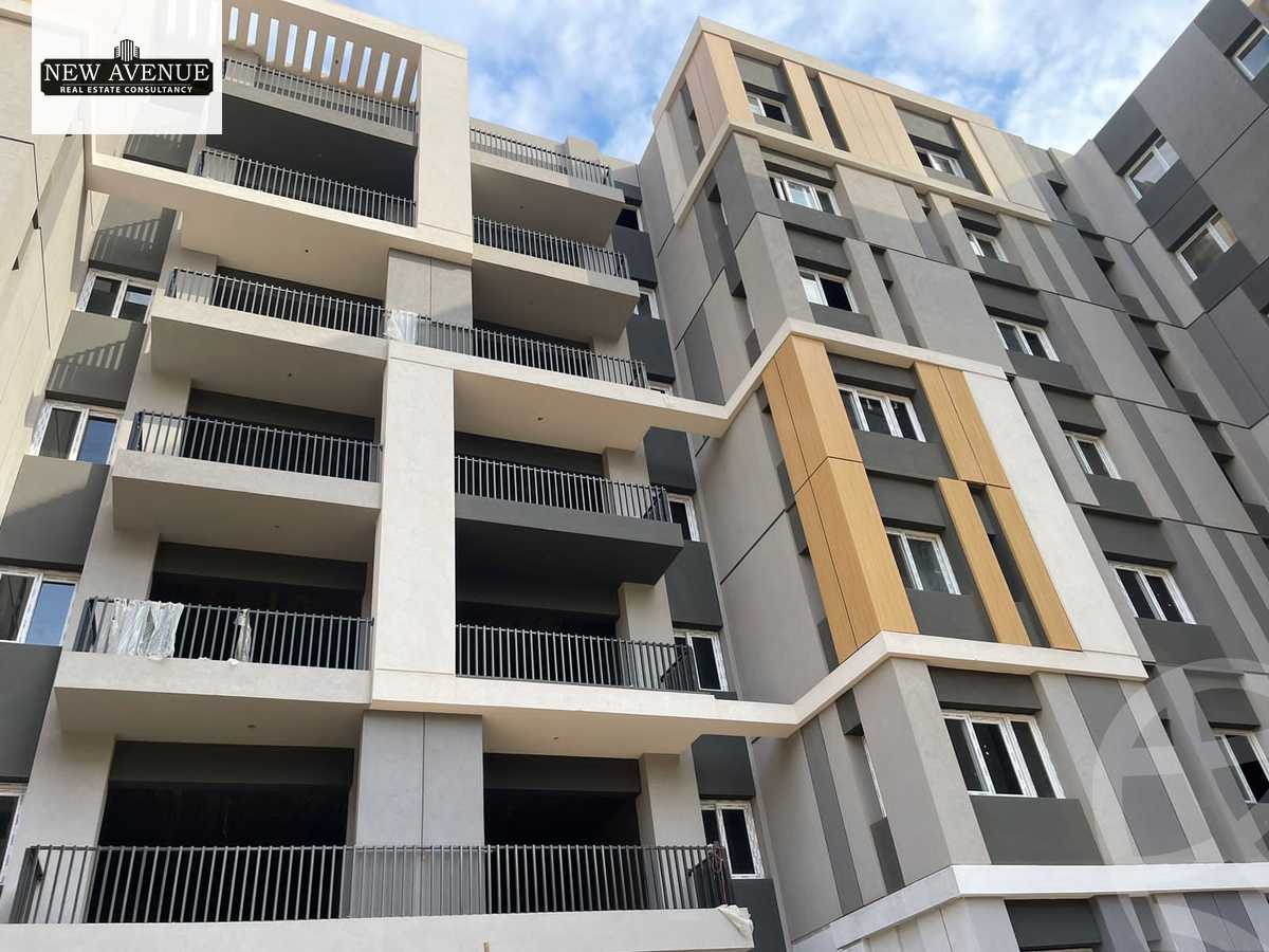 https://aqarmap.com.eg/en/listing/6015809-for-sale-cairo-new-cairo-lmstqbl-syty-compounds-park-226-haptown-hassan-allam
