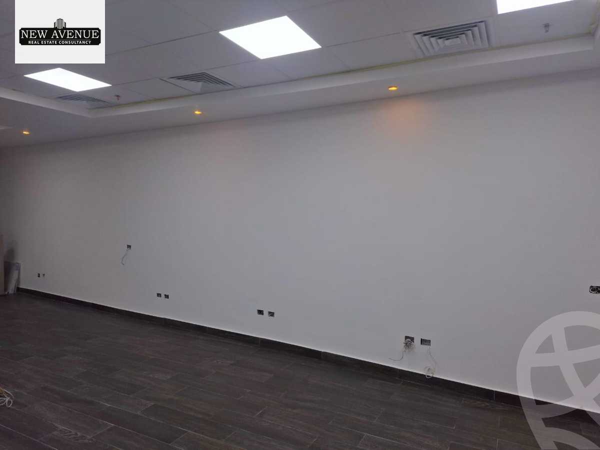 https://aqarmap.com.eg/en/listing/6017811-for-sale-cairo-el-sheikh-zayed-city-alex-cairo-desert-road-smart-village