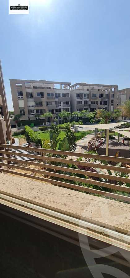 https://aqarmap.com.eg/en/listing/6018416-for-sale-cairo-el-shorouk-compounds-granda-life
