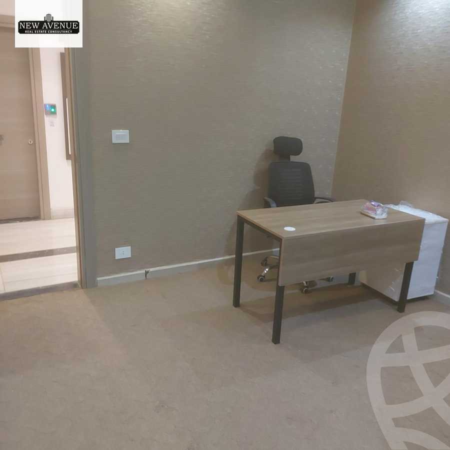 https://aqarmap.com.eg/ar/listing/6021964-for-rent-cairo-new-cairo-compounds-tryfywm-byzns-kwmblks-nm-llttwyr