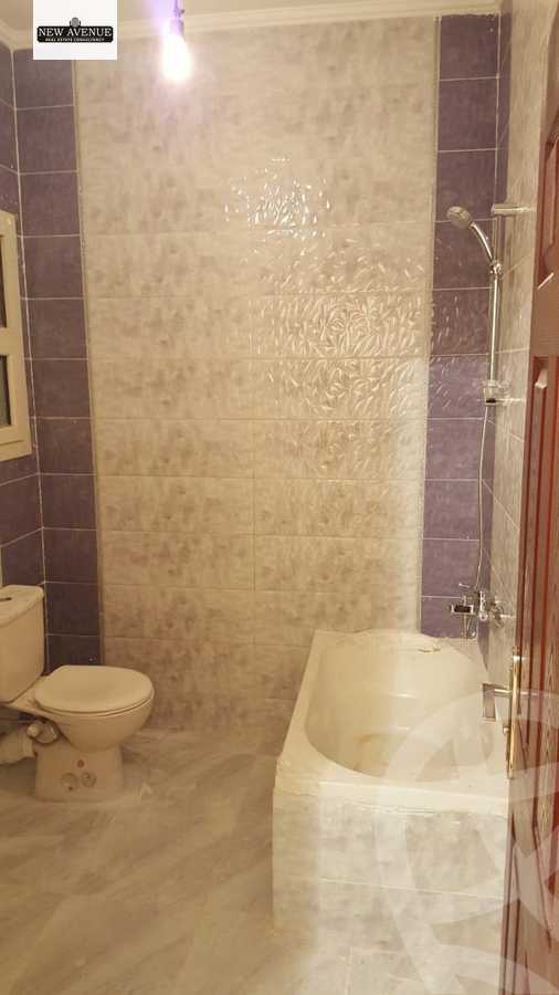 https://aqarmap.com.eg/en/listing/6022267-for-sale-cairo-new-cairo-compounds-hayati-residence