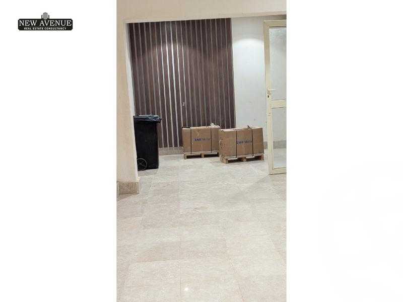 https://aqarmap.com.eg/en/listing/6023972-for-sale-cairo-new-cairo-lmstqbl-syty-compounds-lavenir