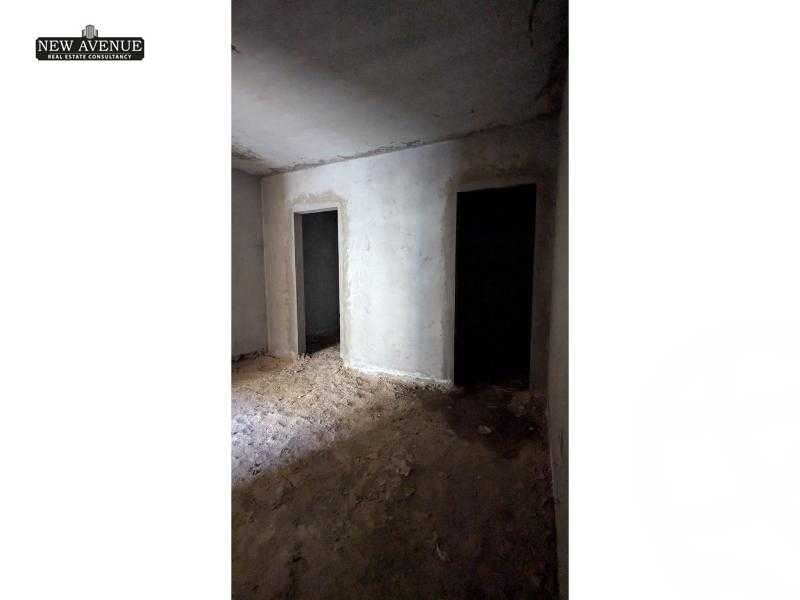 https://aqarmap.com.eg/en/listing/6023972-for-sale-cairo-new-cairo-lmstqbl-syty-compounds-lavenir