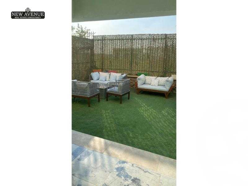 https://aqarmap.com.eg/ar/listing/6036388-for-sale-cairo-new-cairo-compounds-mountain-view-hyde-park