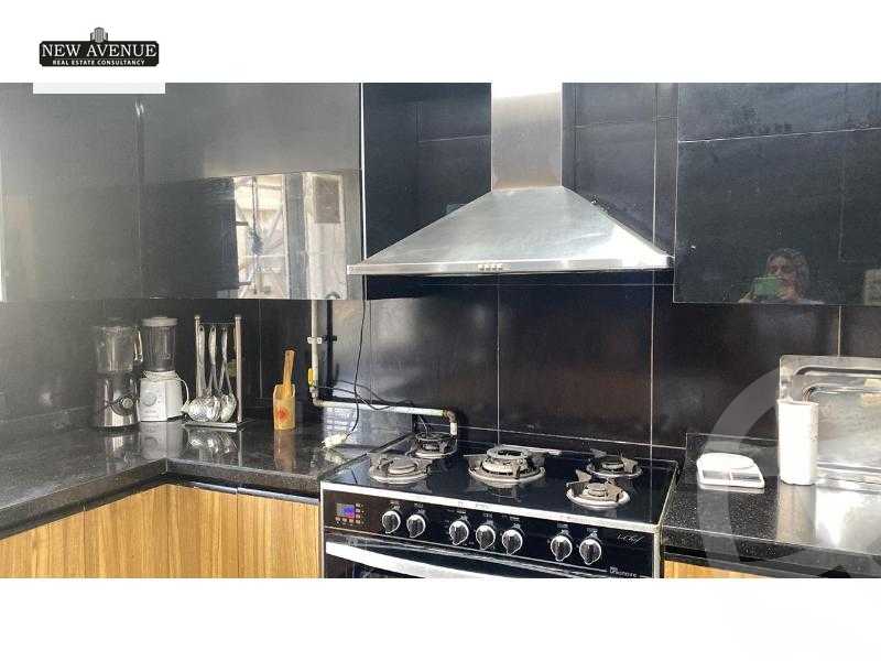 https://aqarmap.com.eg/ar/listing/6036388-for-sale-cairo-new-cairo-compounds-mountain-view-hyde-park