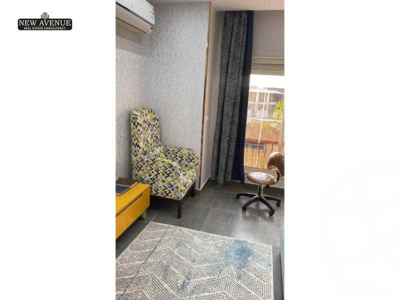 https://aqarmap.com.eg/ar/listing/6036388-for-sale-cairo-new-cairo-compounds-mountain-view-hyde-park