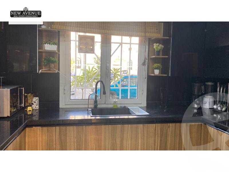 https://aqarmap.com.eg/ar/listing/6036388-for-sale-cairo-new-cairo-compounds-mountain-view-hyde-park