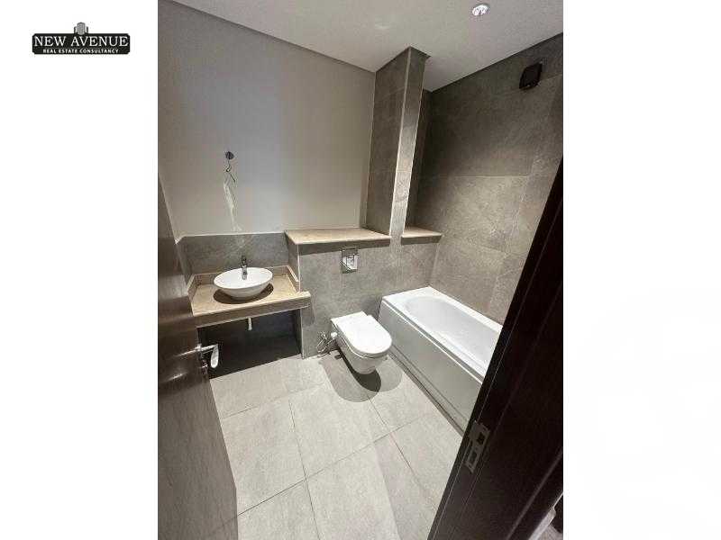 https://aqarmap.com.eg/en/listing/6037217-for-sale-cairo-el-sheikh-zayed-city-compounds-zyd-wr-llttwyr-park-towers-zed-el-sheikh-zayed-compound