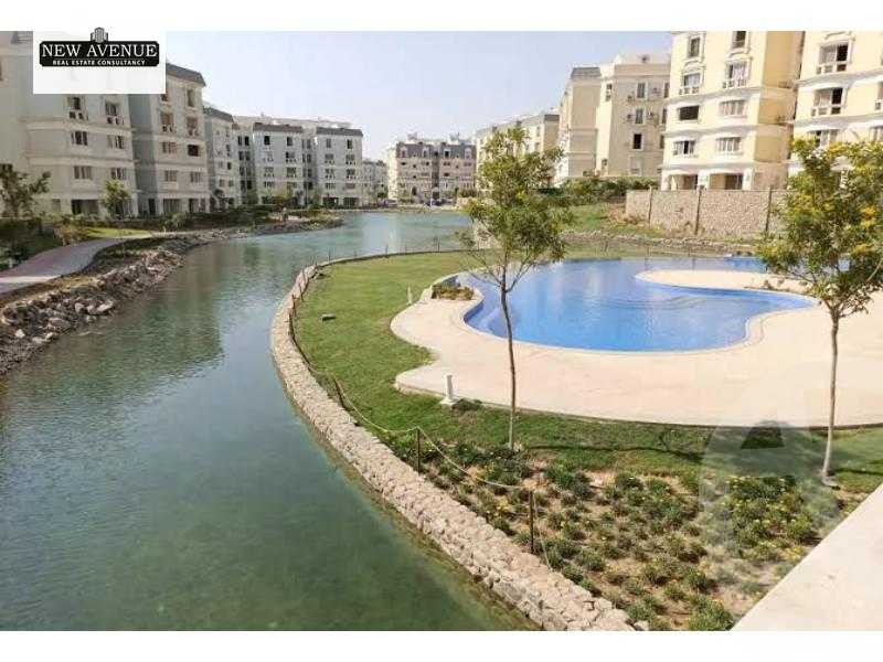 https://aqarmap.com.eg/en/listing/6037439-for-sale-cairo-new-cairo-compounds-mountain-view-hyde-park