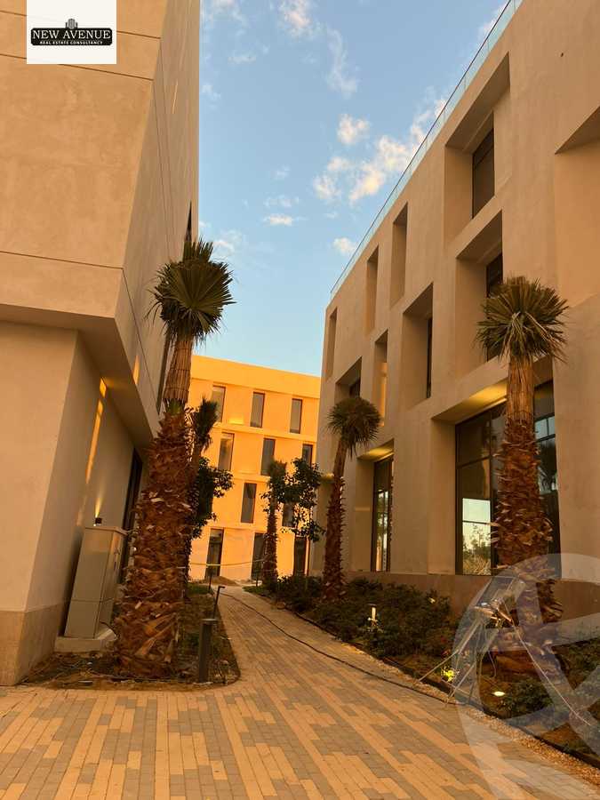 https://aqarmap.com.eg/en/listing/6038759-for-sale-cairo-new-cairo-compounds-o-yard-mall-concrete