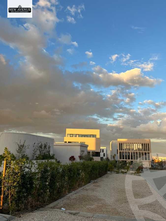 https://aqarmap.com.eg/en/listing/6038759-for-sale-cairo-new-cairo-compounds-o-yard-mall-concrete