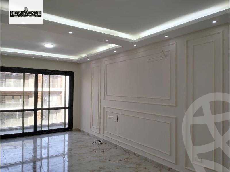 https://aqarmap.com.eg/en/listing/6040216-for-sale-cairo-new-cairo-compounds-el-patio-oro