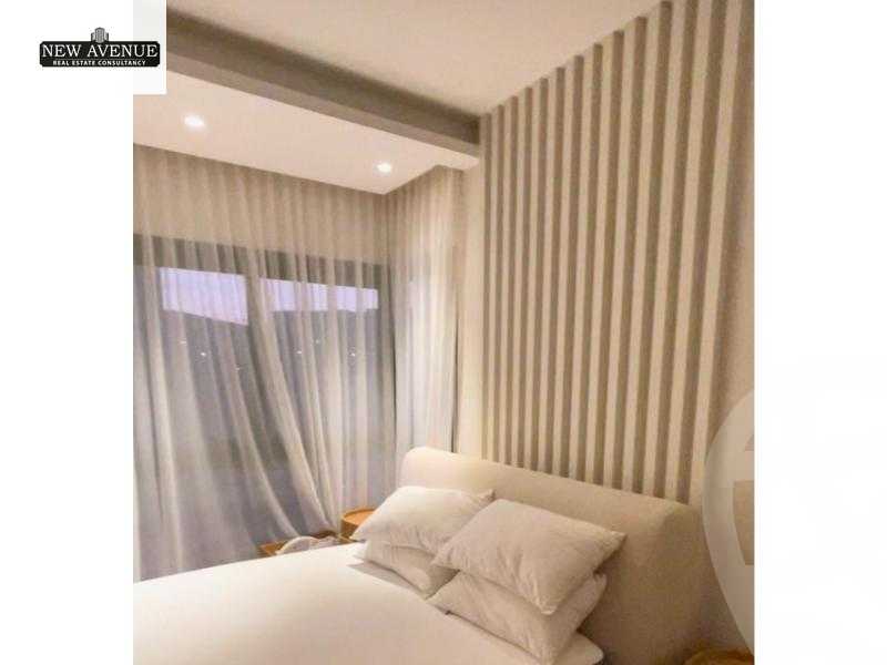 https://aqarmap.com.eg/en/listing/6040401-for-sale-cairo-new-cairo-compounds-cleo-water-residence-palm-hills