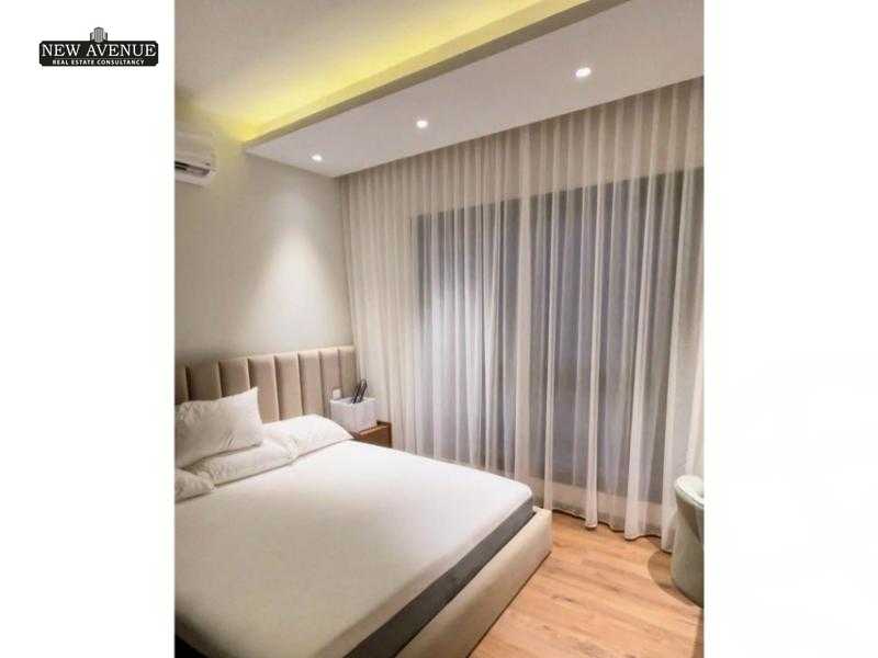 https://aqarmap.com.eg/en/listing/6040401-for-sale-cairo-new-cairo-compounds-cleo-water-residence-palm-hills