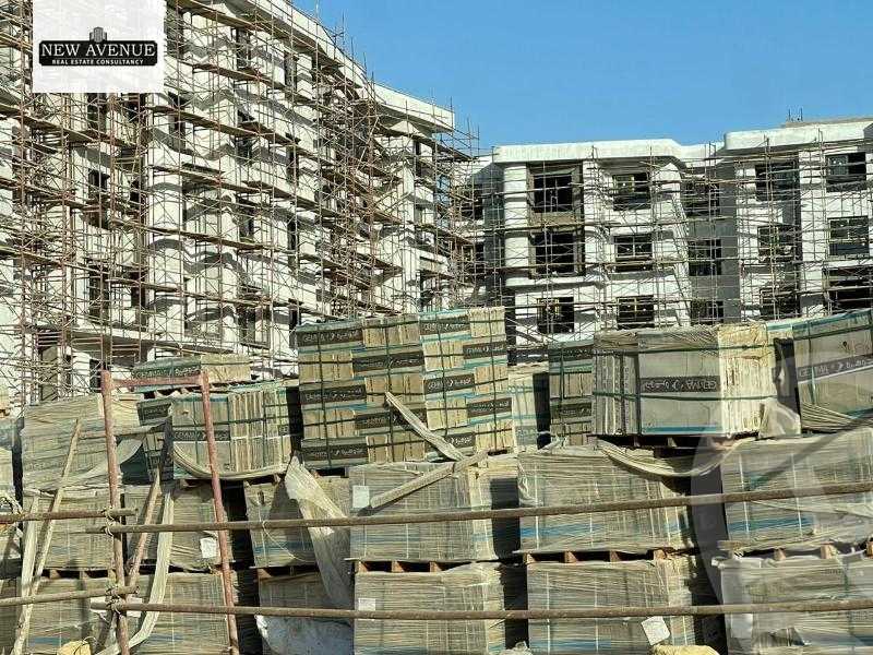 https://aqarmap.com.eg/en/listing/6040401-for-sale-cairo-new-cairo-compounds-cleo-water-residence-palm-hills