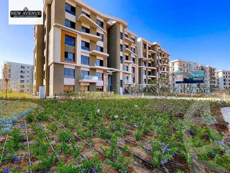 https://aqarmap.com.eg/en/listing/6040401-for-sale-cairo-new-cairo-compounds-cleo-water-residence-palm-hills