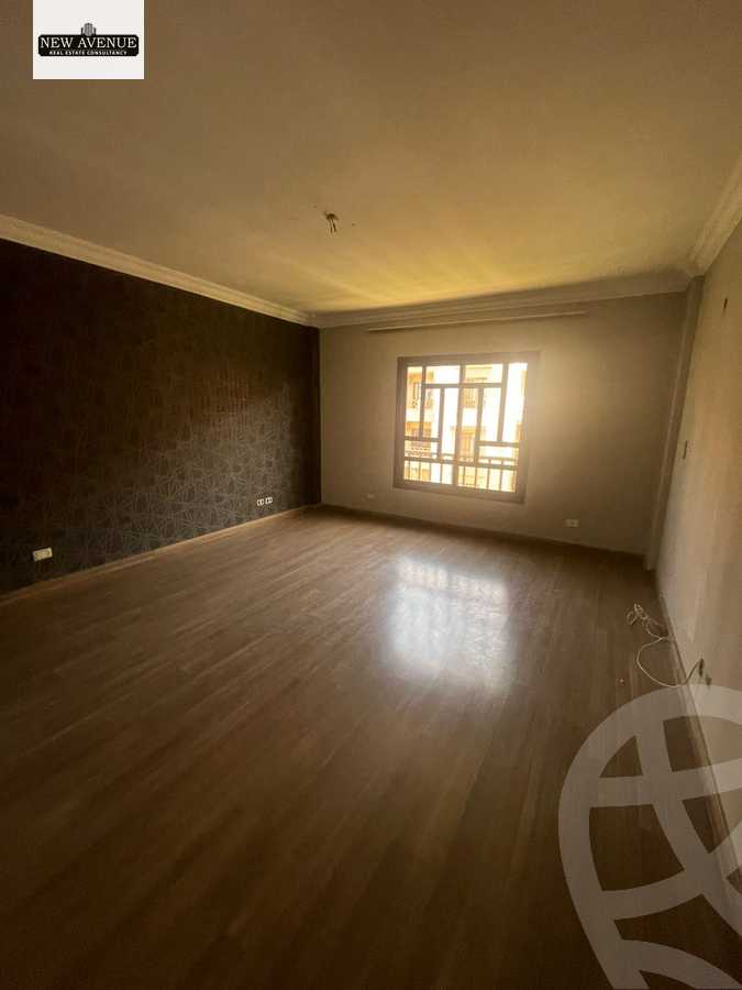 https://aqarmap.com.eg/en/listing/6041058-for-sale-cairo-new-cairo-lrhb-city-mtdd-lrhb-phase-9