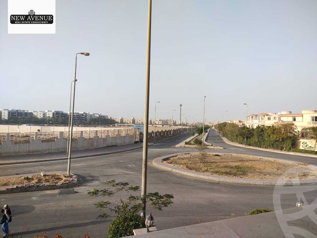 https://aqarmap.com.eg/en/listing/6058203-for-sale-cairo-new-cairo-compounds-el-ashrafia
