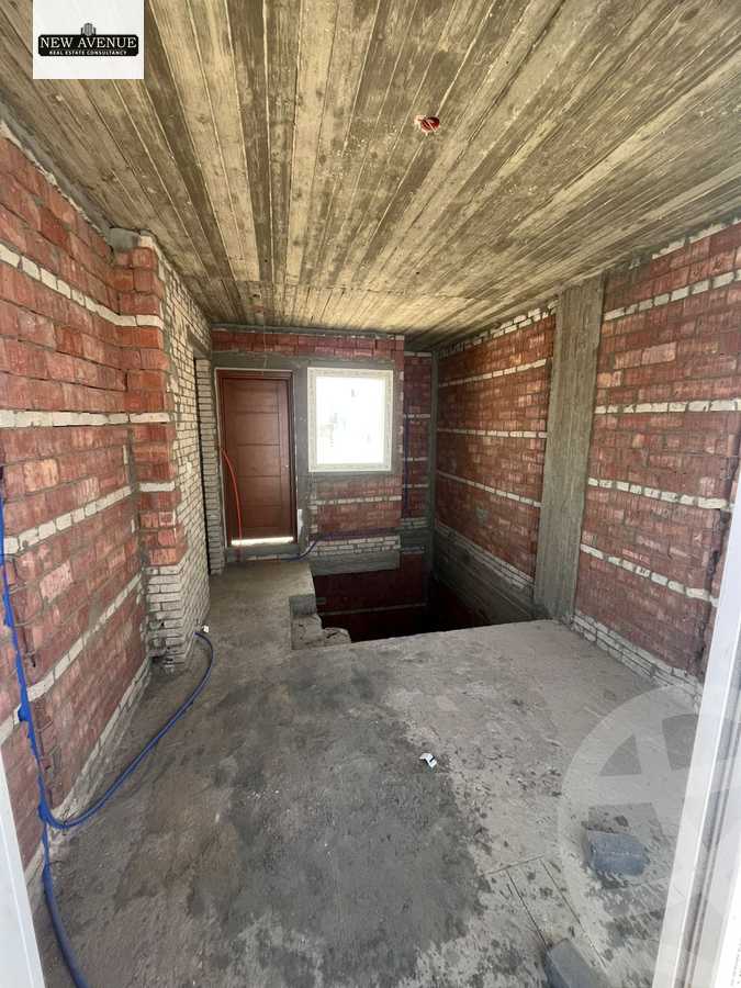 https://aqarmap.com.eg/en/listing/6071050-for-sale-cairo-new-cairo-compounds-azzar