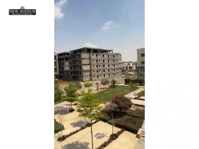 https://aqarmap.com.eg/en/listing/6080989-for-sale-cairo-new-cairo-compounds-mwn-ryzydns-lmrsm-llttwyr