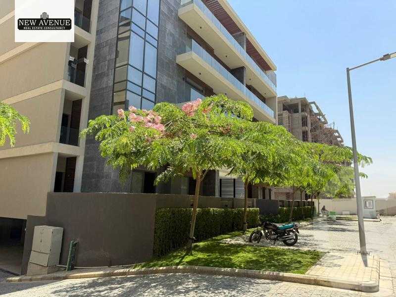 https://aqarmap.com.eg/en/listing/6081063-for-sale-cairo-new-cairo-compounds-el-patio-oro