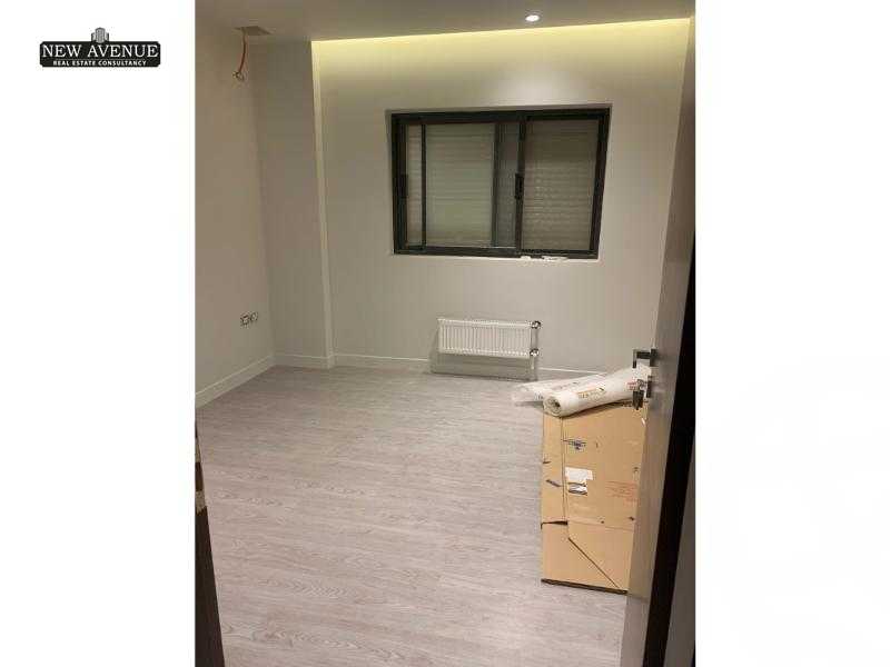 https://aqarmap.com.eg/en/listing/6083044-for-rent-cairo-new-cairo-compounds-lakeview-residence