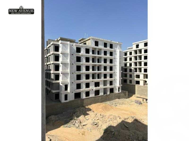 https://aqarmap.com.eg/en/listing/6083281-for-sale-cairo-new-cairo-compounds-kmbwnd-kryk-twn-il-cazar