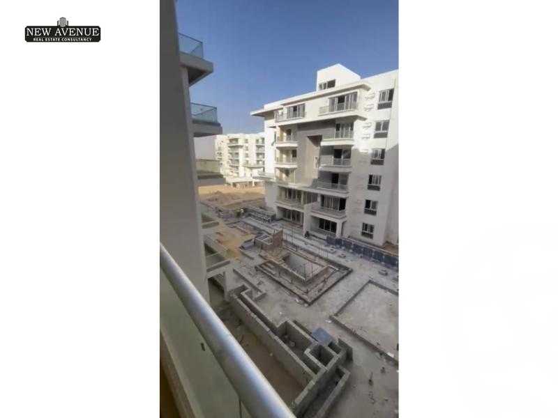 https://aqarmap.com.eg/en/listing/6083466-for-sale-cairo-new-cairo-compounds-mwntn-fyw-y-syty-club-park-mountain-view-icity