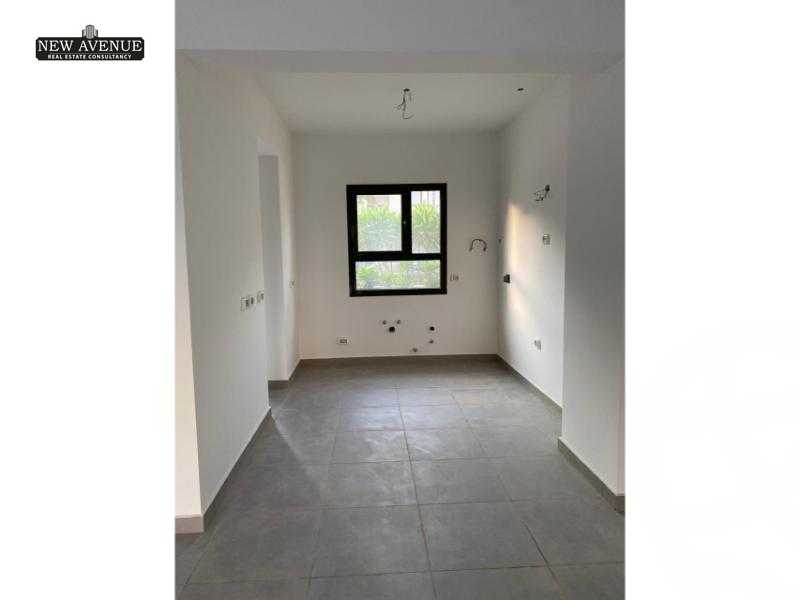 https://aqarmap.com.eg/en/listing/6083550-for-sale-cairo-el-shorouk-compounds-al-burouj-compound-imkan