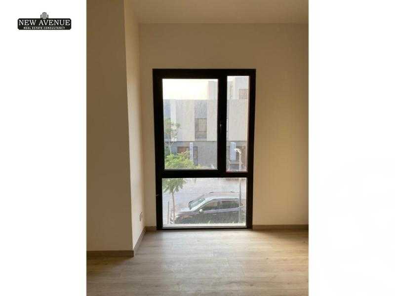 https://aqarmap.com.eg/en/listing/6083550-for-sale-cairo-el-shorouk-compounds-al-burouj-compound-imkan
