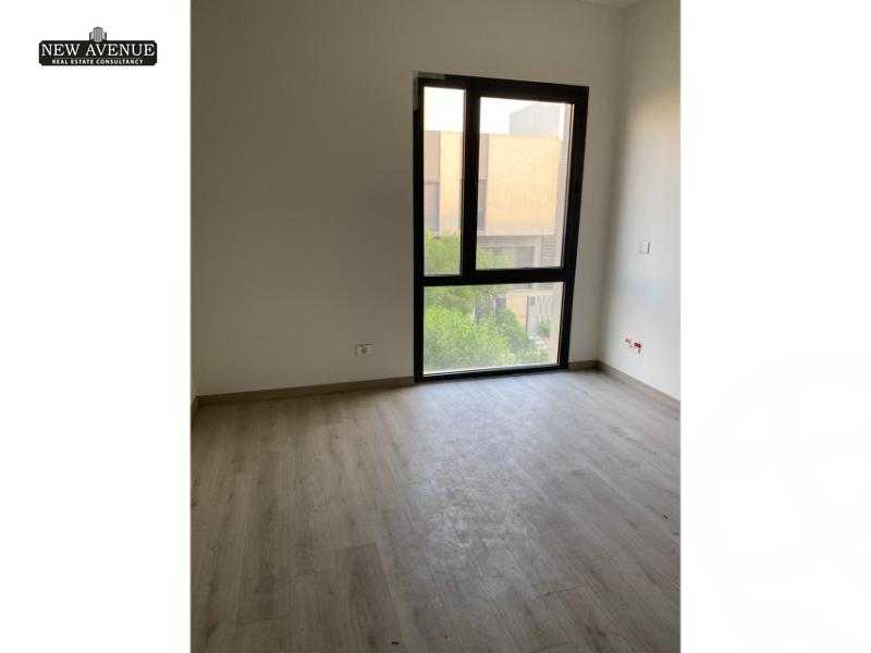 https://aqarmap.com.eg/en/listing/6083550-for-sale-cairo-el-shorouk-compounds-al-burouj-compound-imkan