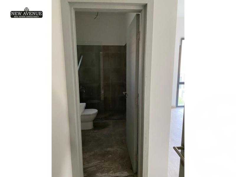 https://aqarmap.com.eg/en/listing/6083550-for-sale-cairo-el-shorouk-compounds-al-burouj-compound-imkan