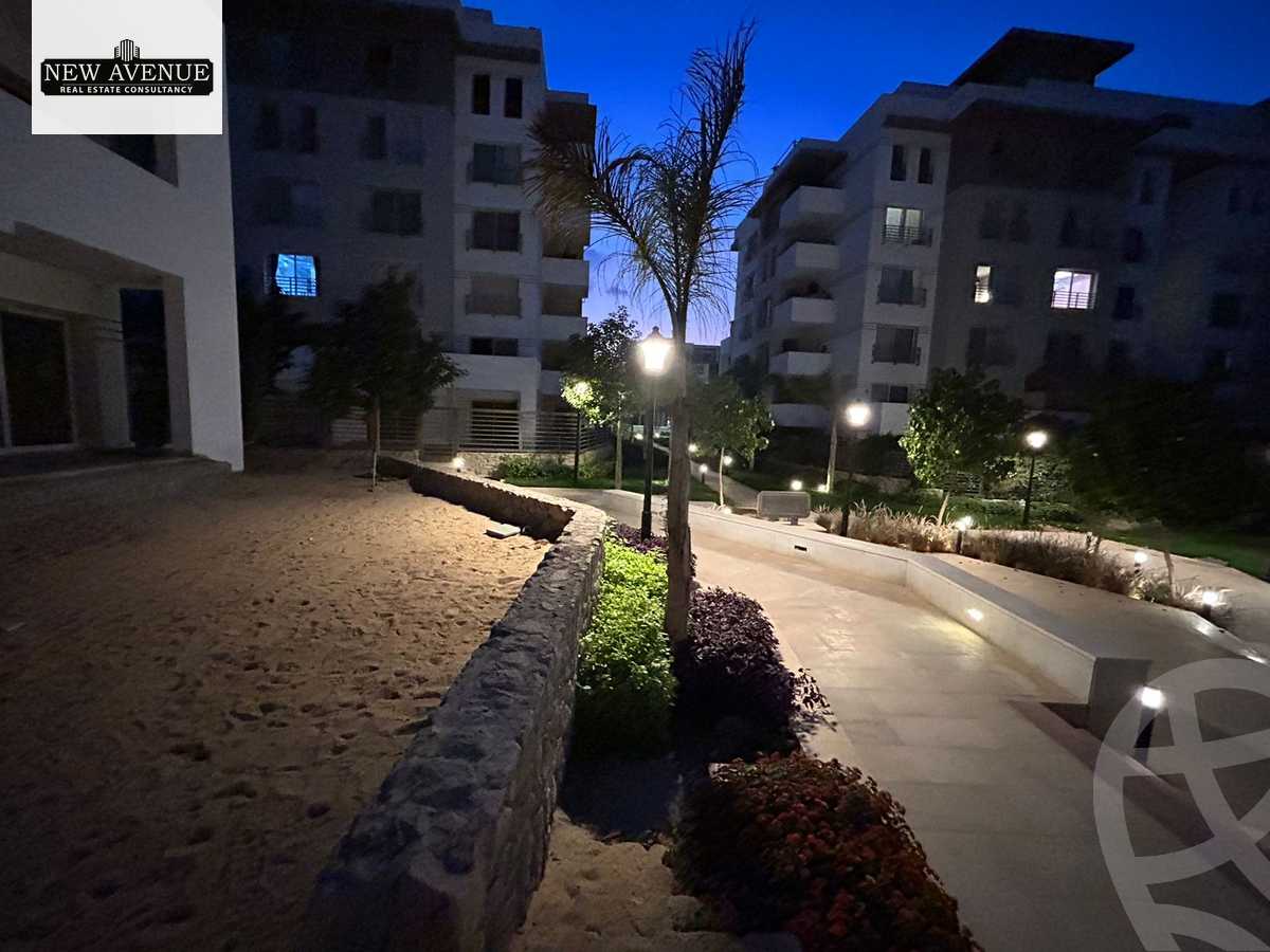 https://aqarmap.com.eg/ar/listing/6087647-for-sale-cairo-new-cairo-compounds-hyde-park-centre-ville-hyde-park