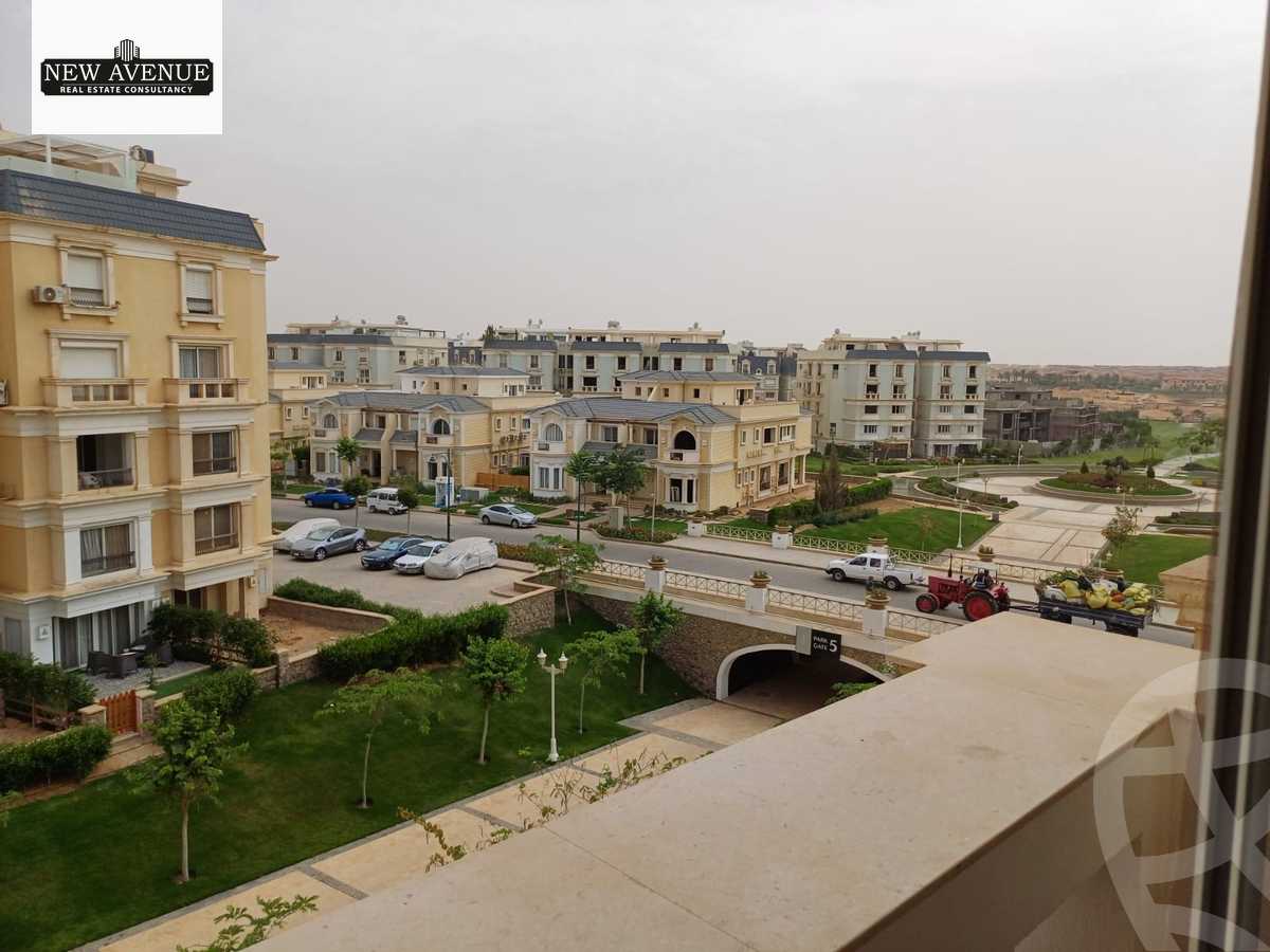 https://aqarmap.com.eg/en/listing/6092420-for-sale-cairo-new-cairo-compounds-mountain-view-hyde-park