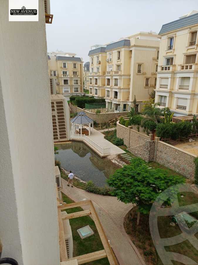 https://aqarmap.com.eg/en/listing/6092420-for-sale-cairo-new-cairo-compounds-mountain-view-hyde-park