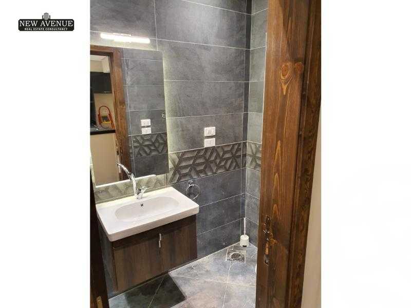 https://aqarmap.com.eg/en/listing/6093152-for-sale-cairo-new-cairo-compounds-lakeview-residence