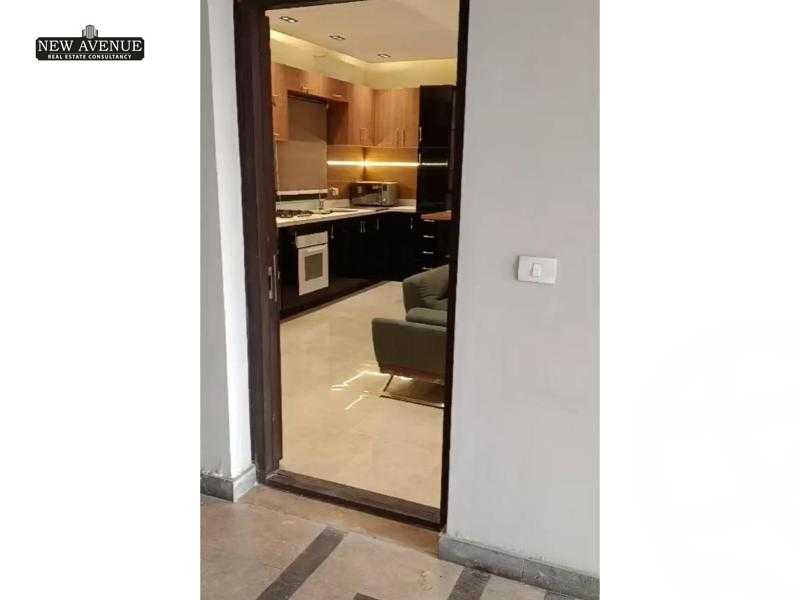 https://aqarmap.com.eg/en/listing/6093240-for-sale-cairo-new-cairo-compounds-fifth-square