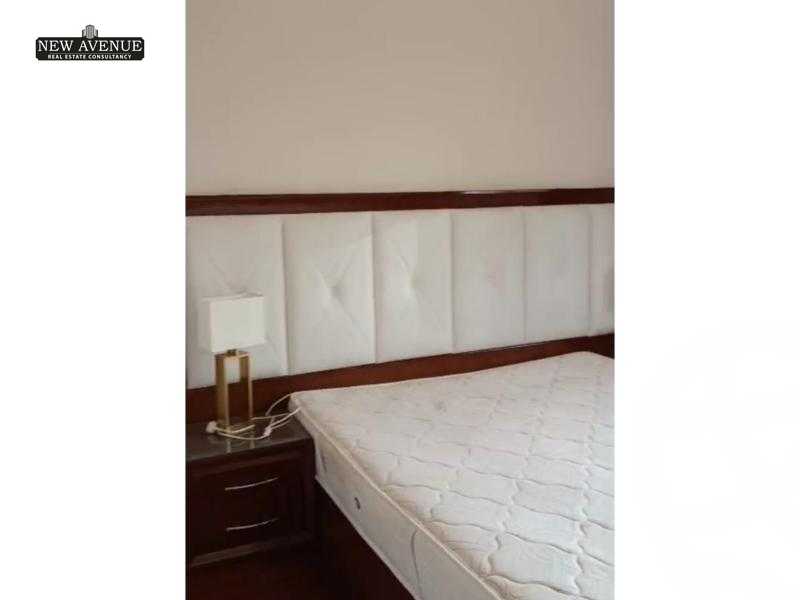 https://aqarmap.com.eg/en/listing/6093240-for-sale-cairo-new-cairo-compounds-fifth-square