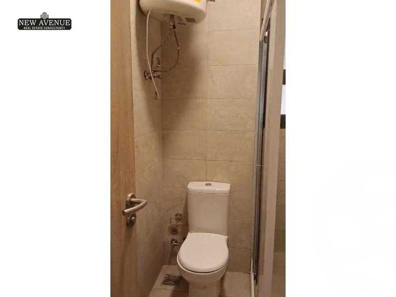 https://aqarmap.com.eg/en/listing/6093240-for-sale-cairo-new-cairo-compounds-fifth-square