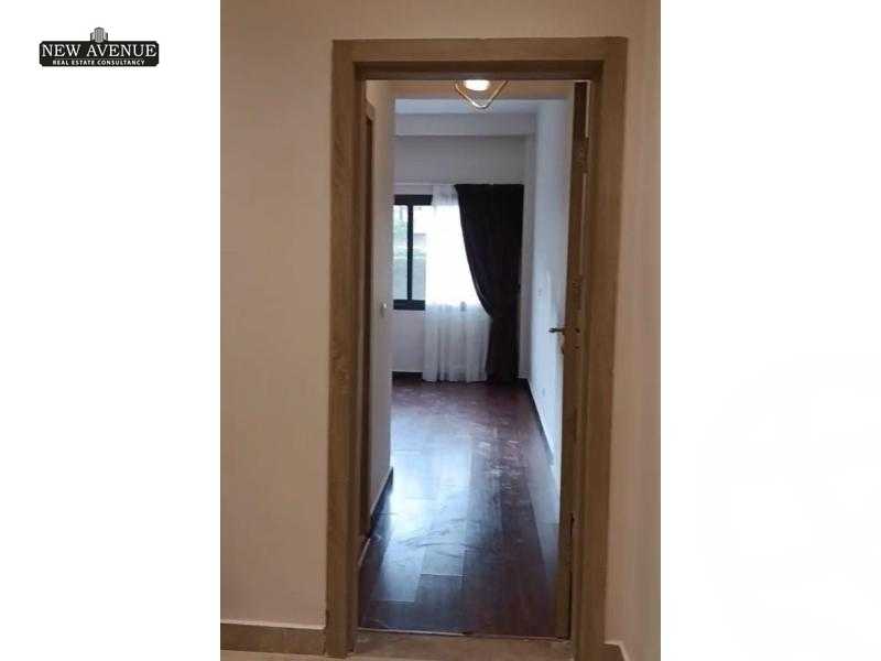 https://aqarmap.com.eg/en/listing/6093240-for-sale-cairo-new-cairo-compounds-fifth-square