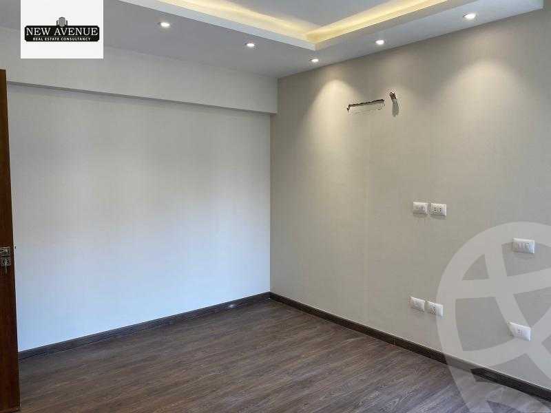 https://aqarmap.com.eg/ar/listing/6094986-for-sale-cairo-new-cairo-compounds-blm-hylz-nyw-kyrw