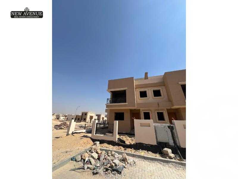 https://aqarmap.com.eg/en/listing/6095277-for-sale-cairo-new-cairo-compounds-tag-city-taj-ville-taj-city